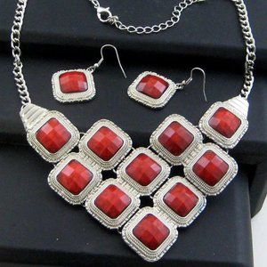 Fashion Necklace & Earrings ruby red on silvertone
